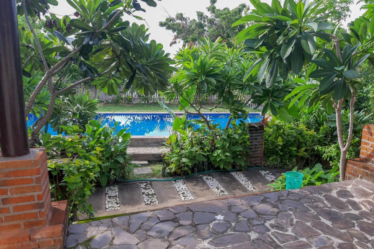 Oyo 3070 Villa Lovina Eco Lodge Экстерьер фото