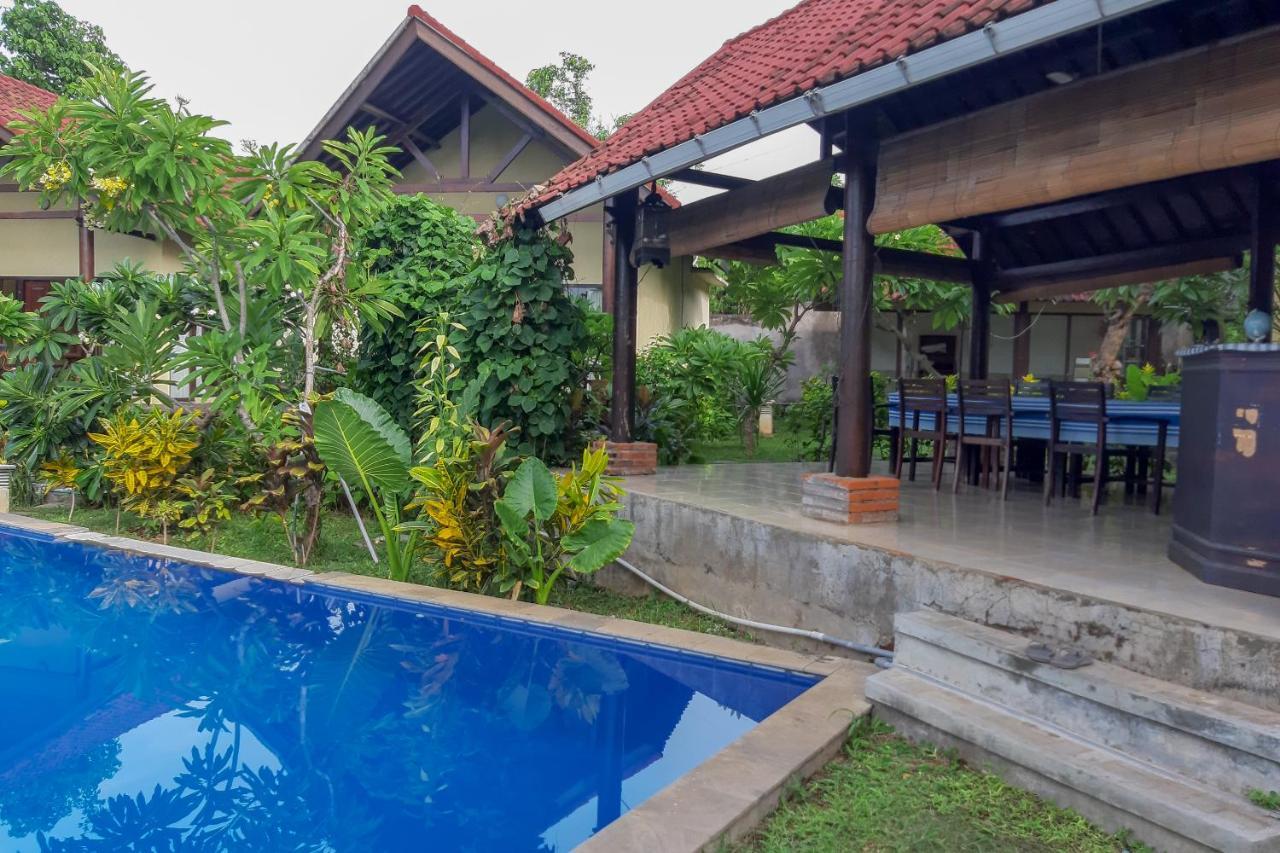 Oyo 3070 Villa Lovina Eco Lodge Экстерьер фото