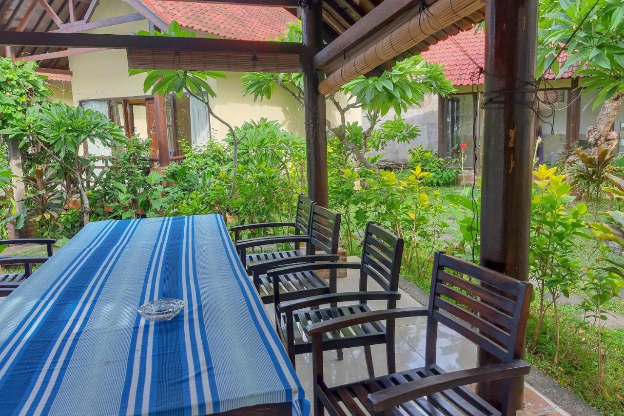 Oyo 3070 Villa Lovina Eco Lodge Экстерьер фото