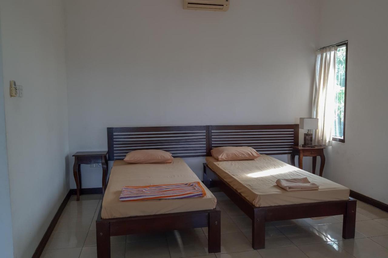 Oyo 3070 Villa Lovina Eco Lodge Экстерьер фото