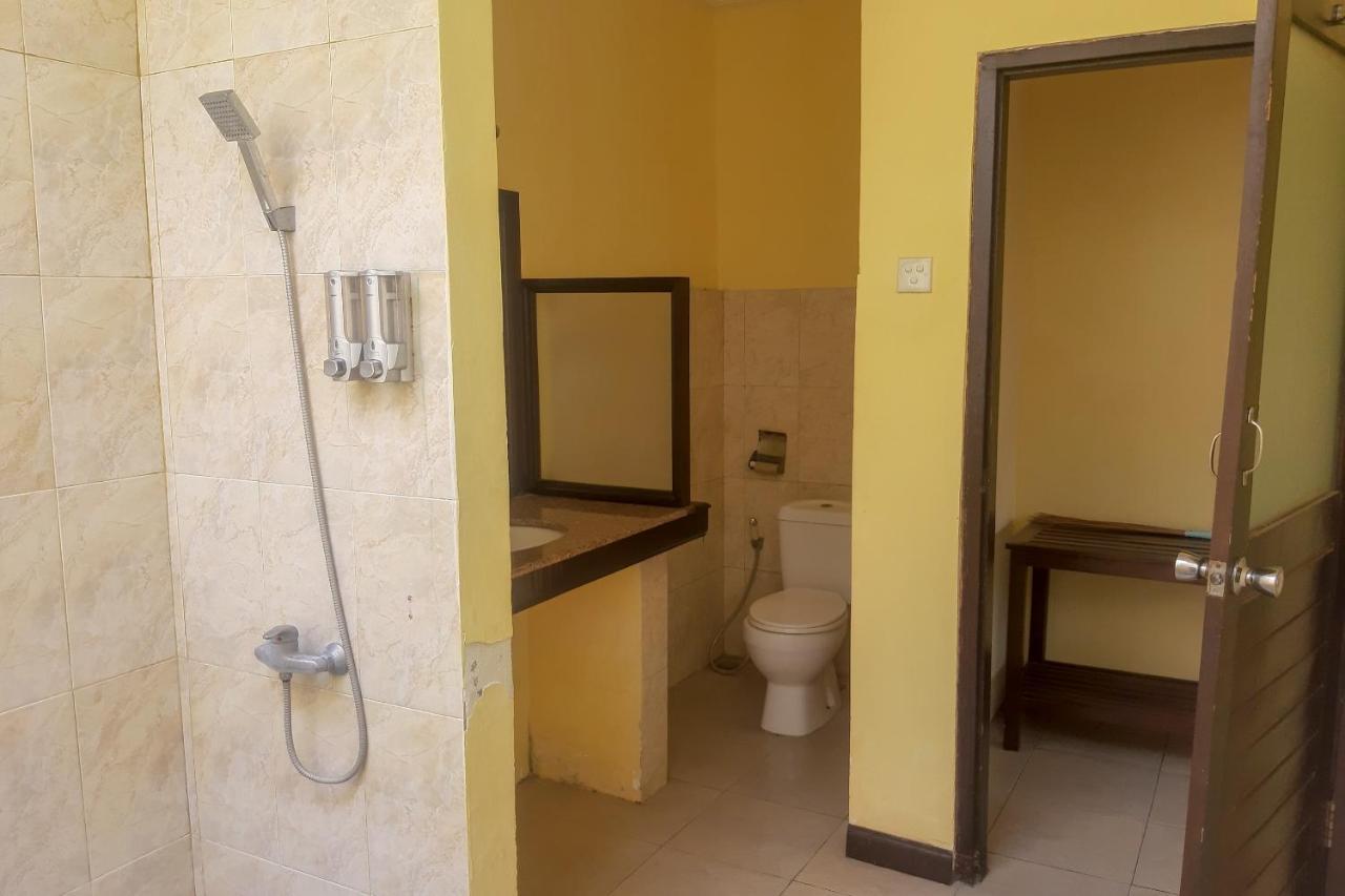 Oyo 3070 Villa Lovina Eco Lodge Экстерьер фото